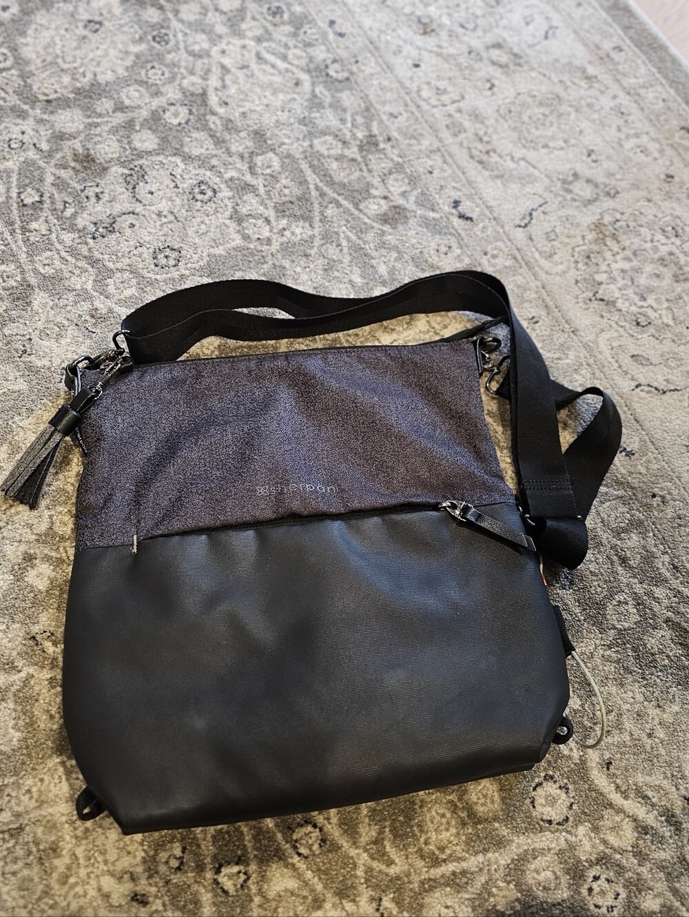 Sherpani Cabo Tote Crossbody Backpack Charcoal / Black